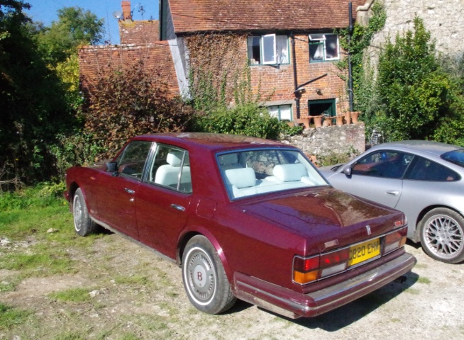 Burgundy Bentley Turbo R 1986 model year  Genuine 112,250 miles backed up by extensive history file and handbooks. Runs well. Mot til Sept 2017  Interior White and red leather.  Over 7,950. A beautiful 'Gentlemans Hot Rod' and so much value for money