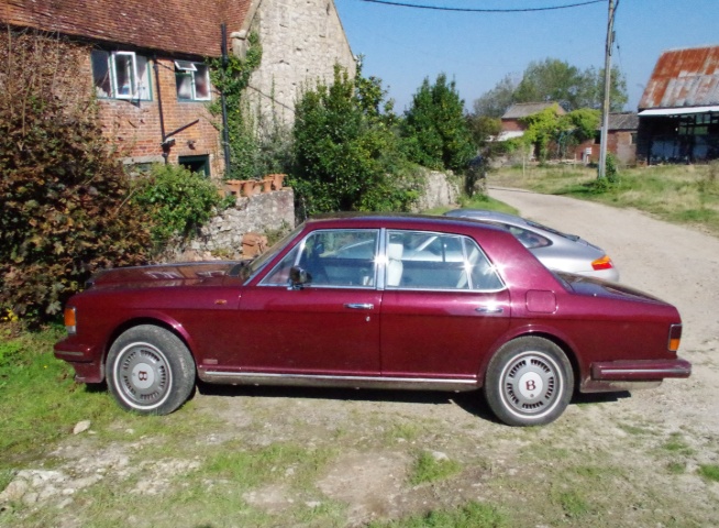 Burgundy Bentley Turbo R 1986 model year  Genuine 112,250 miles backed up by extensive history file and handbooks. Runs well. Mot til Sept 2017  Interior White and red leather.  Over 7,950. A beautiful 'Gentlemans Hot Rod' and so much value for money